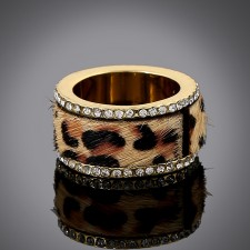Crystal Leopard-Print Band Ring