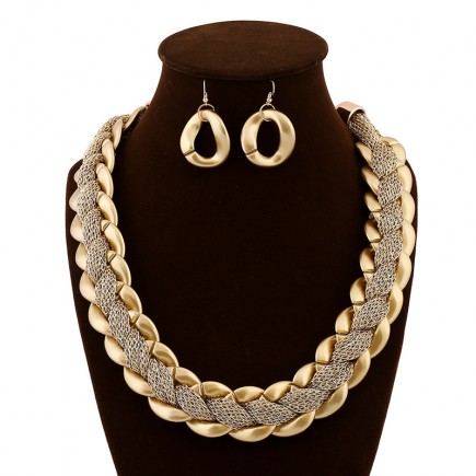 Layered Gold Jewelry Set necklace050
